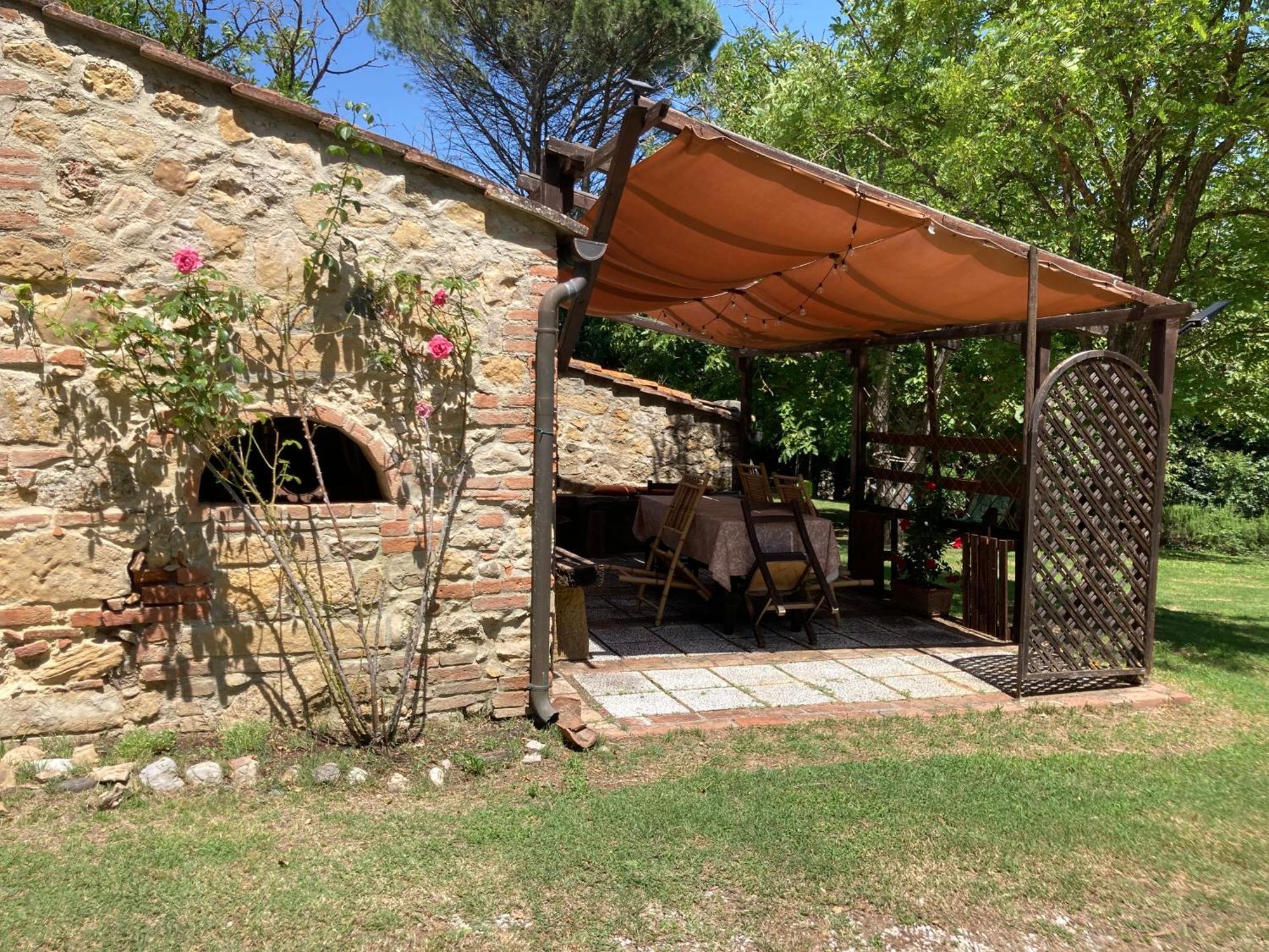 Agriturismo Le Colline Монтескудайо Екстер'єр фото
